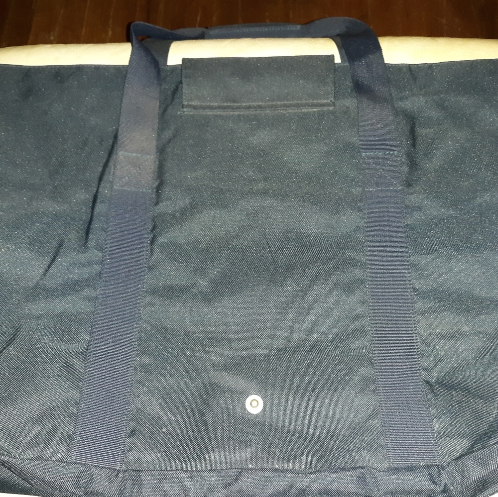 Tote - Picture 5 of 5